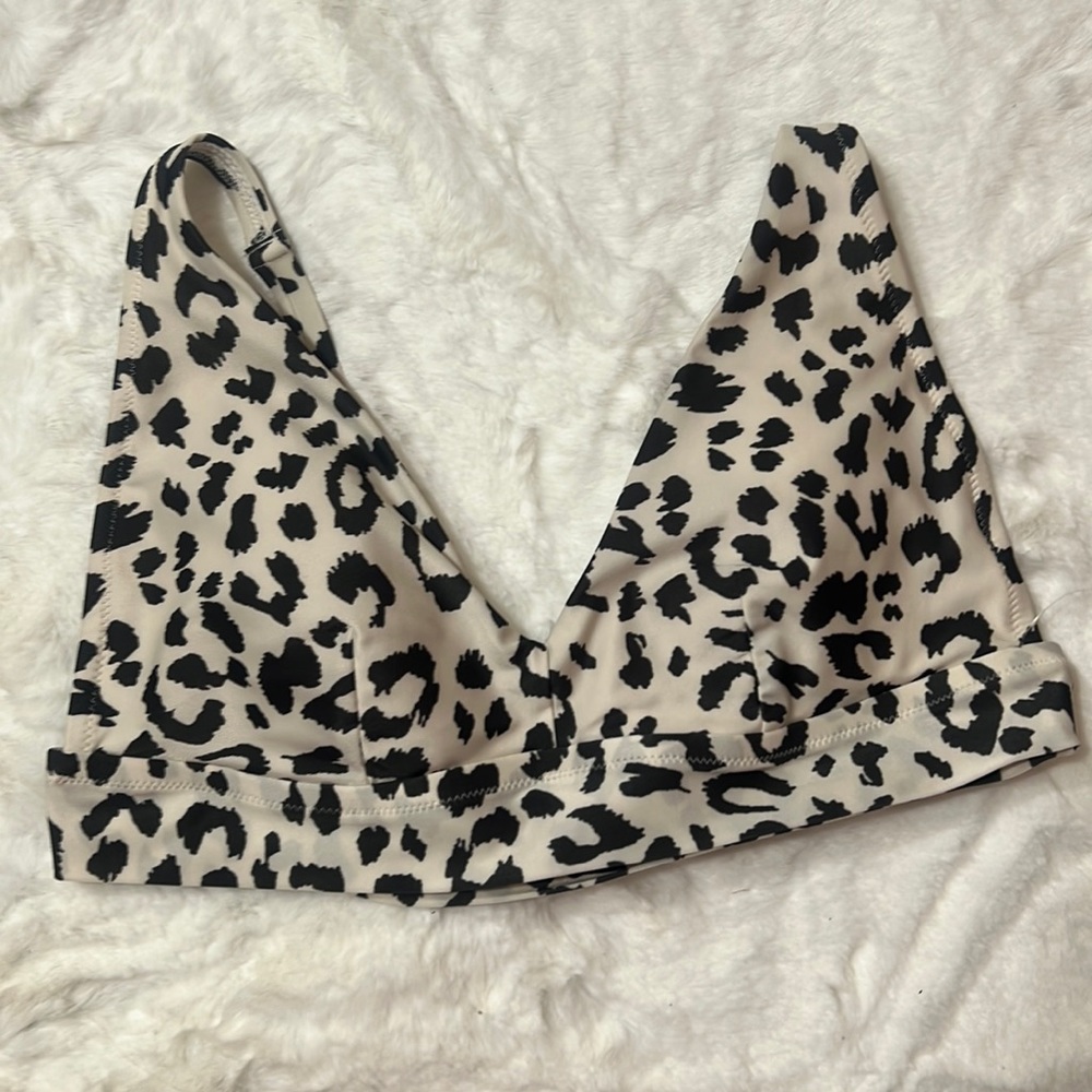 NWOT Aerie Bikini top